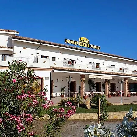 ホテル La Perla SantʼAnna Arresi