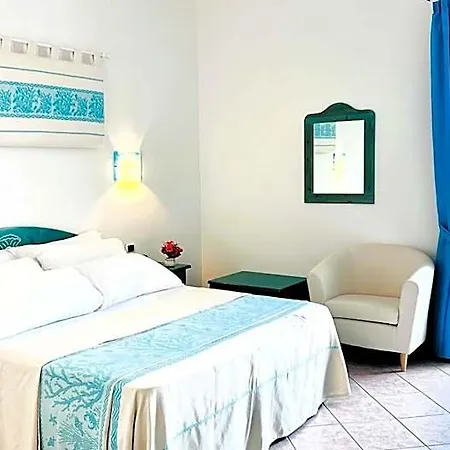La Perla 3* Sant'Anna Arresi